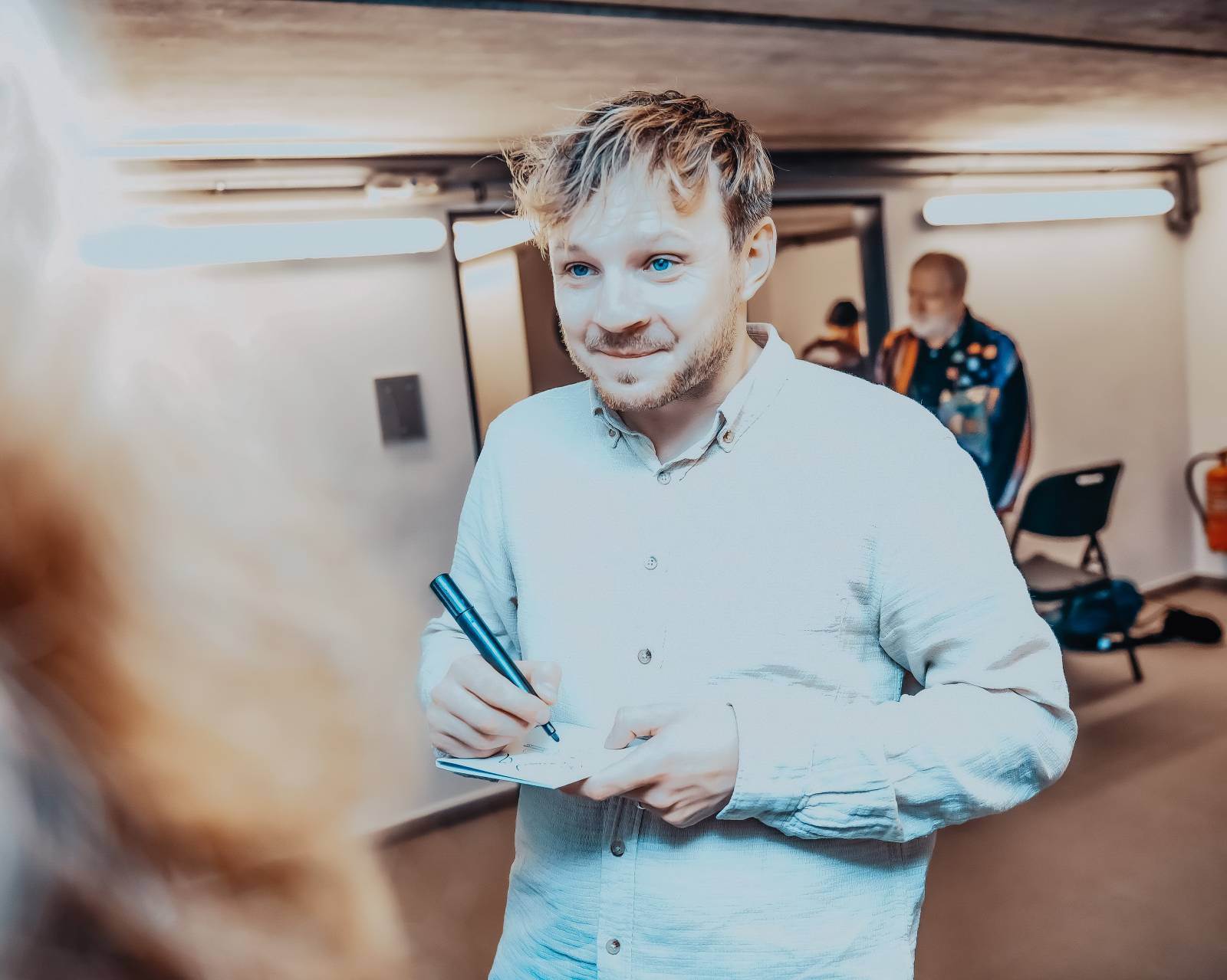 Pavel Šporcl, Eva Burešová, Štěpán Rak a Thom Artway bavili publikum v talkshow U Aleše na střeše