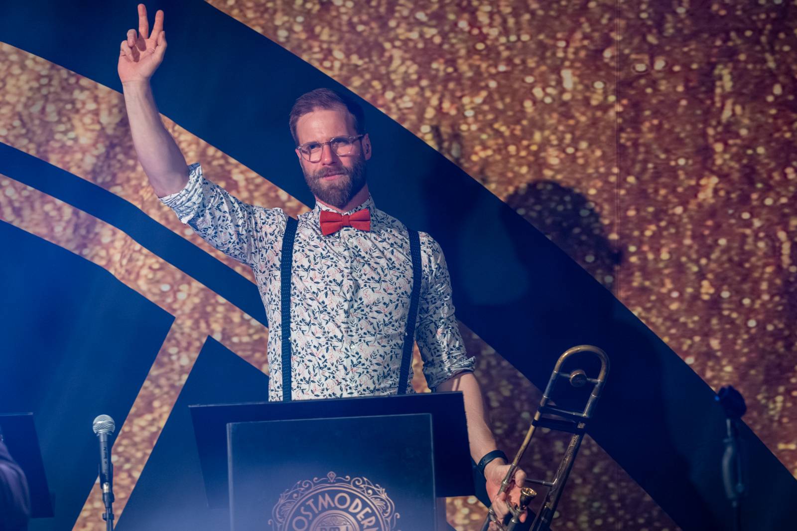 Postmodern Jukebox přivezl do pražského klubu Roxy trochu retra