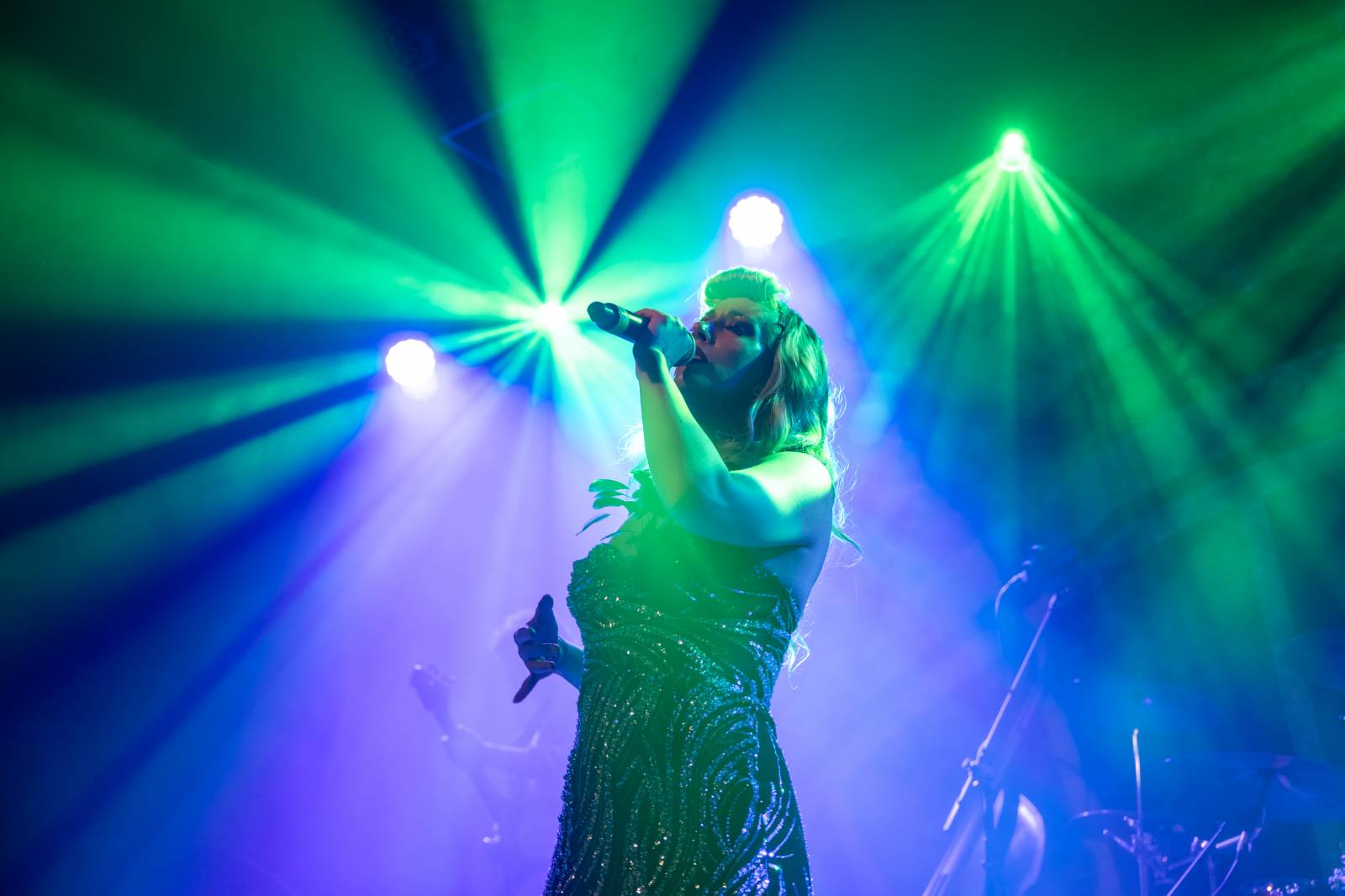 Postmodern Jukebox přivezl do pražského klubu Roxy trochu retra