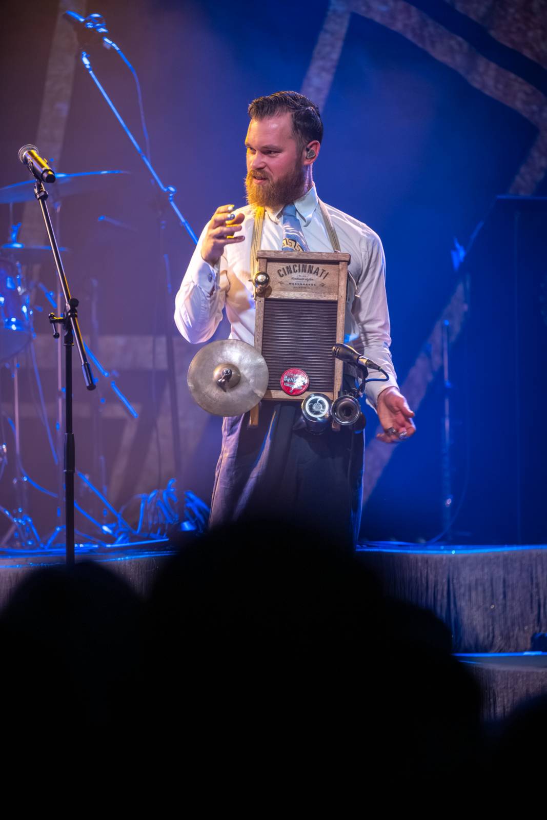 Postmodern Jukebox přivezl do pražského klubu Roxy trochu retra