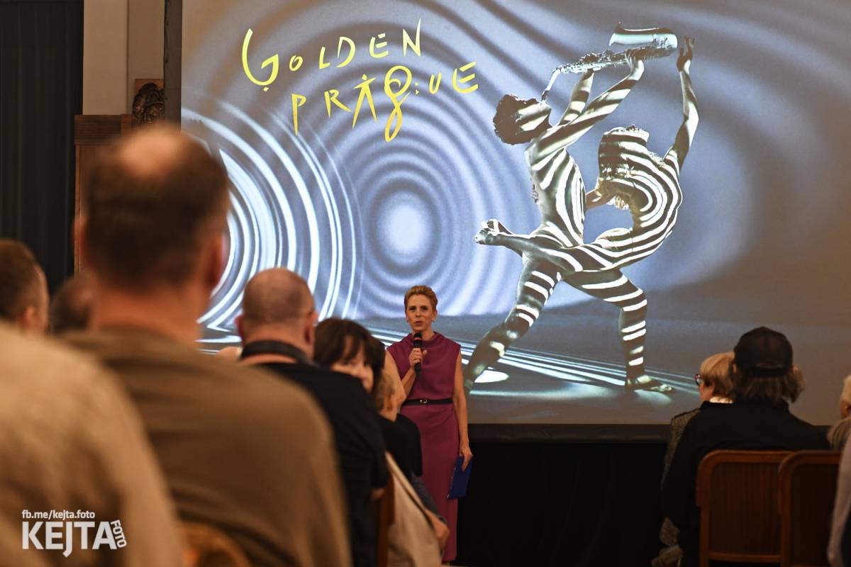 Tři sestry slaví čtyřicet let: Zlatá Praha uvedla dokument plný archivních záběrů, sahulovek i alkoholových eskapád