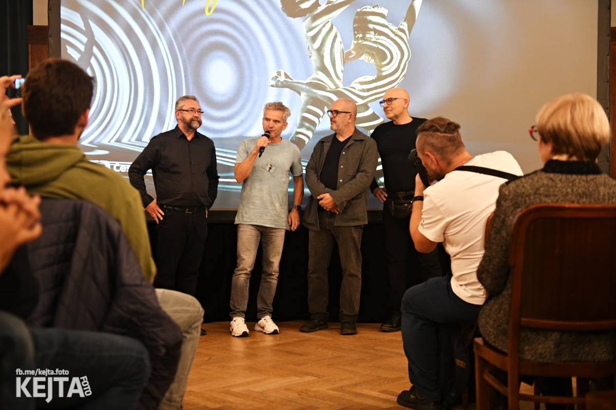 Tři sestry slaví čtyřicet let: Zlatá Praha uvedla dokument plný archivních záběrů, sahulovek i alkoholových eskapád