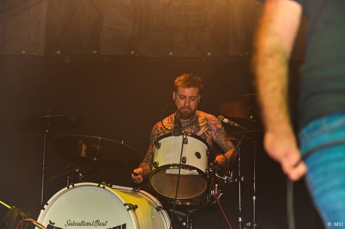 Punková jízda v Plzni. The Fialky a Vision Days vyprodali Divadlo pod lampou