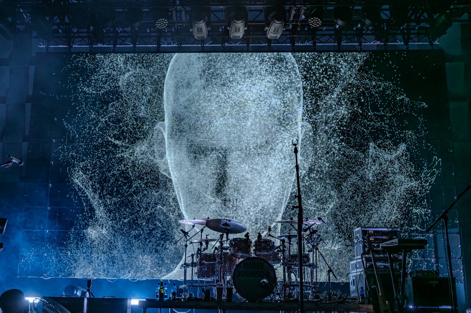 Relax, don't do it! Holly Johnson konečně přivezl hity Frankie Goes To Hollywood do Prahy 