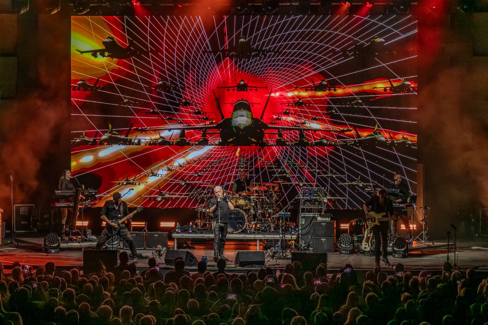 Relax, don't do it! Holly Johnson konečně přivezl hity Frankie Goes To Hollywood do Prahy 