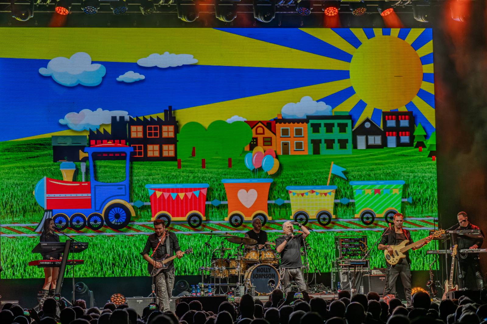 Relax, don't do it! Holly Johnson konečně přivezl hity Frankie Goes To Hollywood do Prahy 