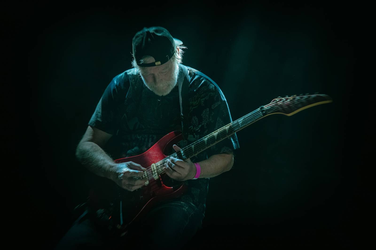 Progres 2 oslavili v zaplněném Lucerna Music Baru zlatou desku za aktuální album