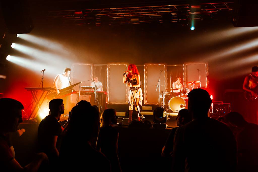 Brno zažilo hudební extázi: MYDY a We Are Domi roztančili Flédu