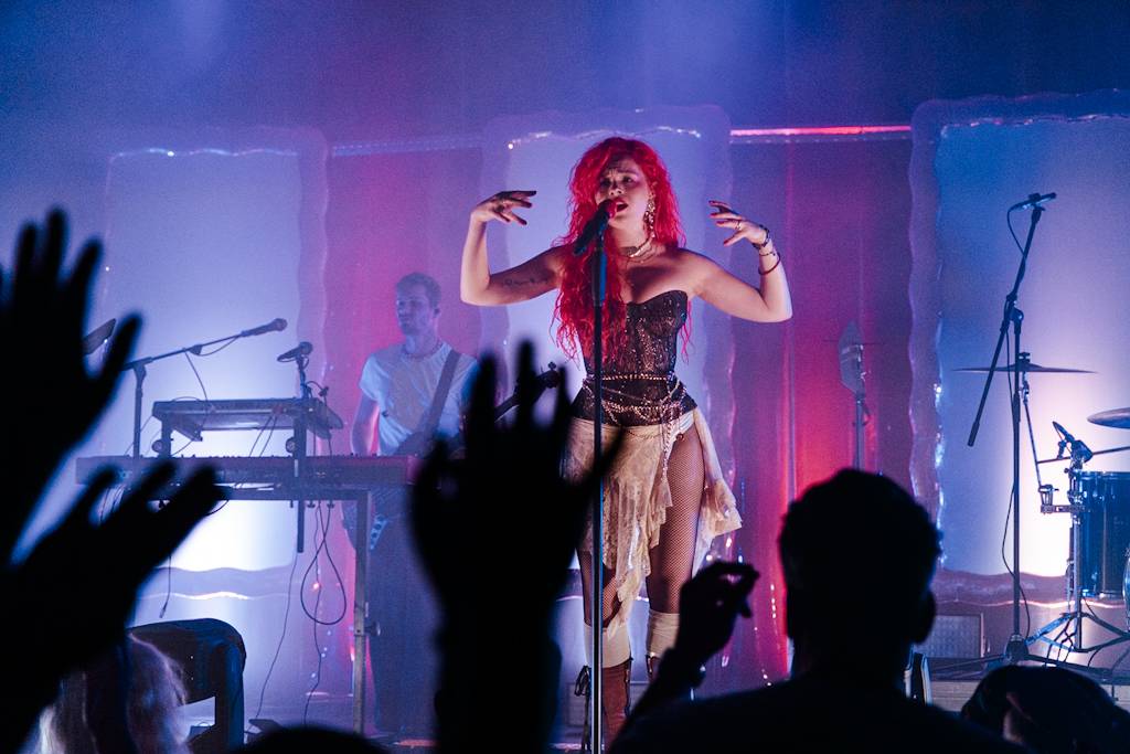 Brno zažilo hudební extázi: MYDY a We Are Domi roztančili Flédu