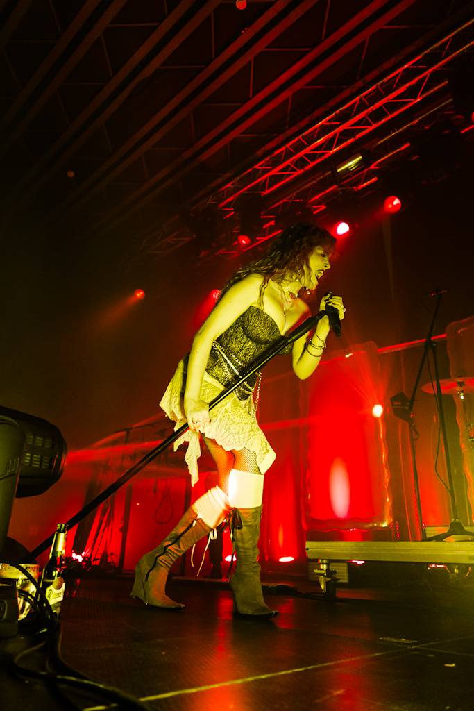 Brno zažilo hudební extázi: MYDY a We Are Domi roztančili Flédu