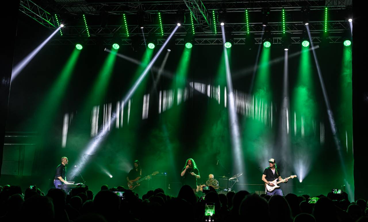 Ian Paice a jeho Purpendicular zahráli v Plzni to nejlepší z repertoáru Deep Purple