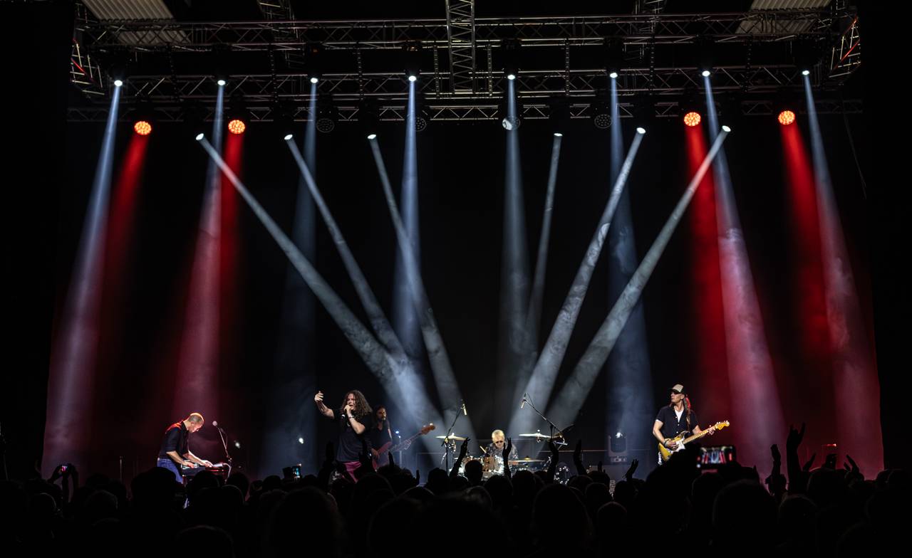 Ian Paice a jeho Purpendicular zahráli v Plzni to nejlepší z repertoáru Deep Purple