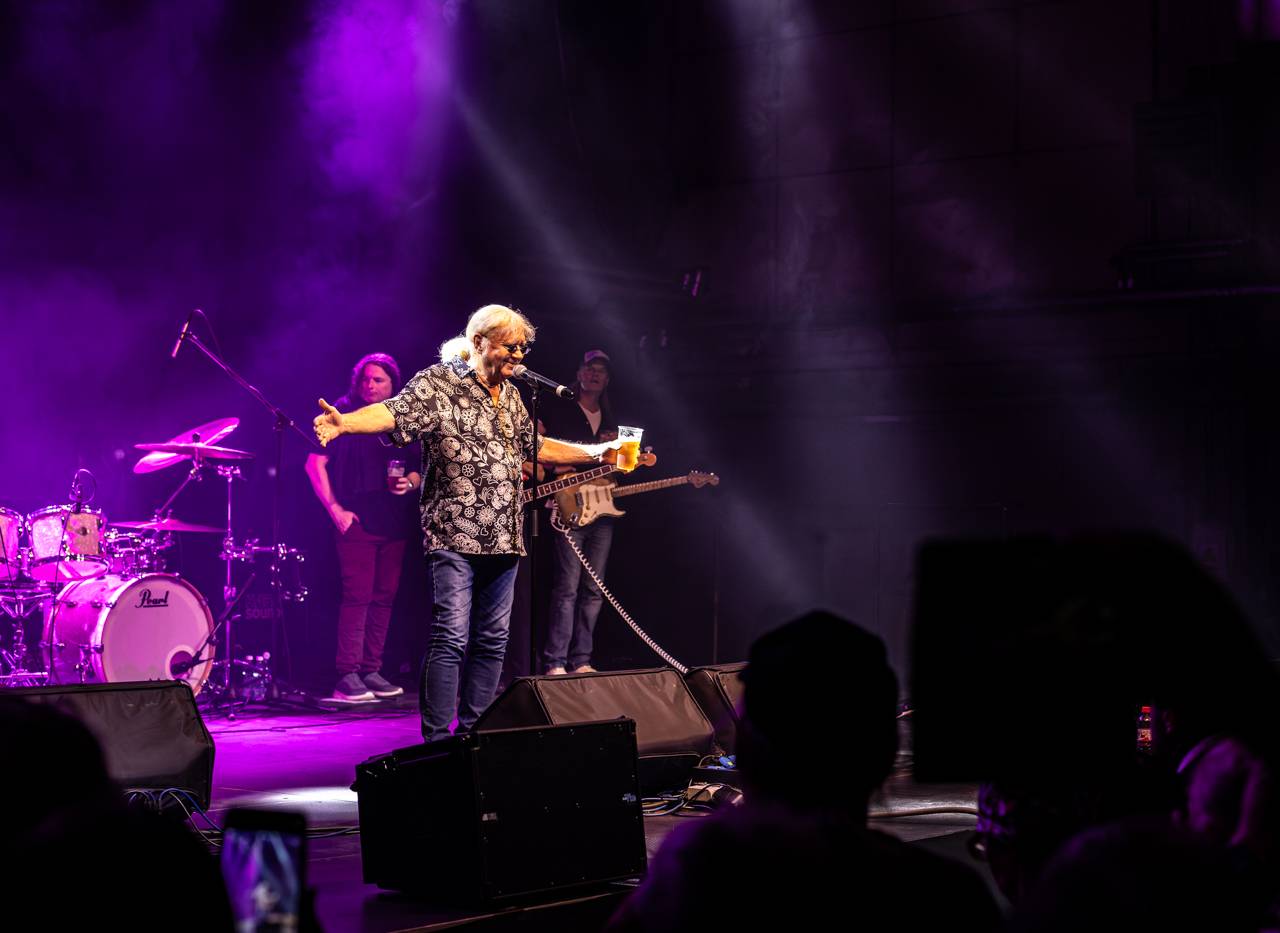 Ian Paice a jeho Purpendicular zahráli v Plzni to nejlepší z repertoáru Deep Purple