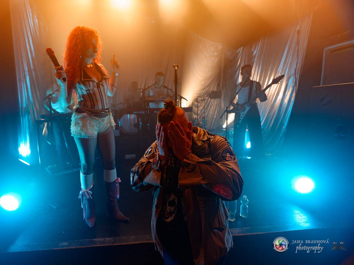 MYDY a We Are Domi roztančili plzeňské Divadlo pod lampou