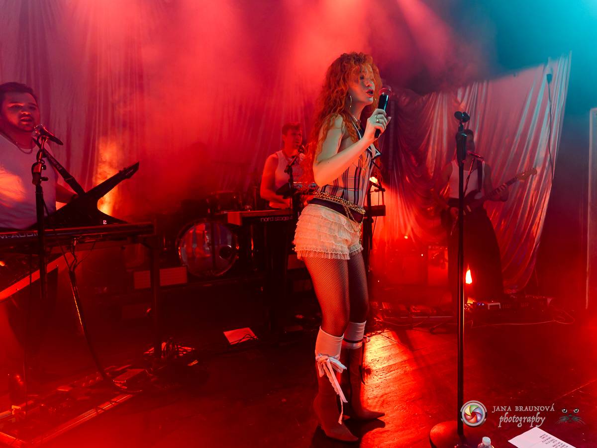 MYDY a We Are Domi roztančili plzeňské Divadlo pod lampou