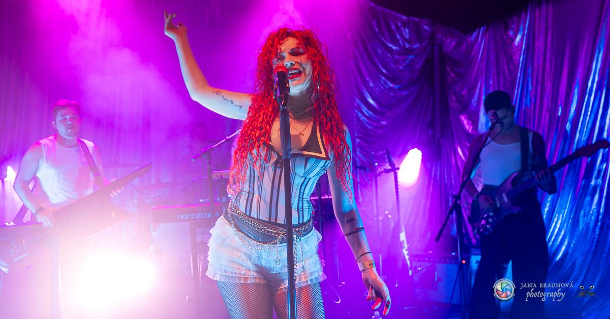 MYDY a We Are Domi roztančili plzeňské Divadlo pod lampou