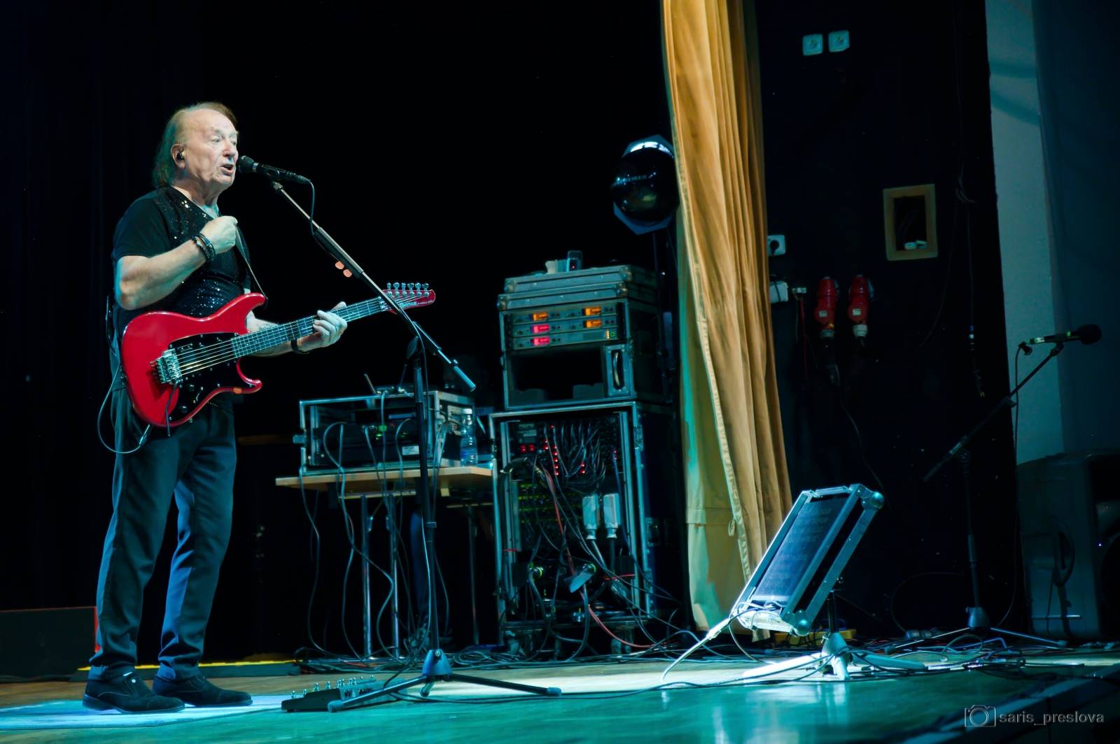 Vlak, co nikdy nestaví. Olympic dorazil do plzeňské Šeříkovky