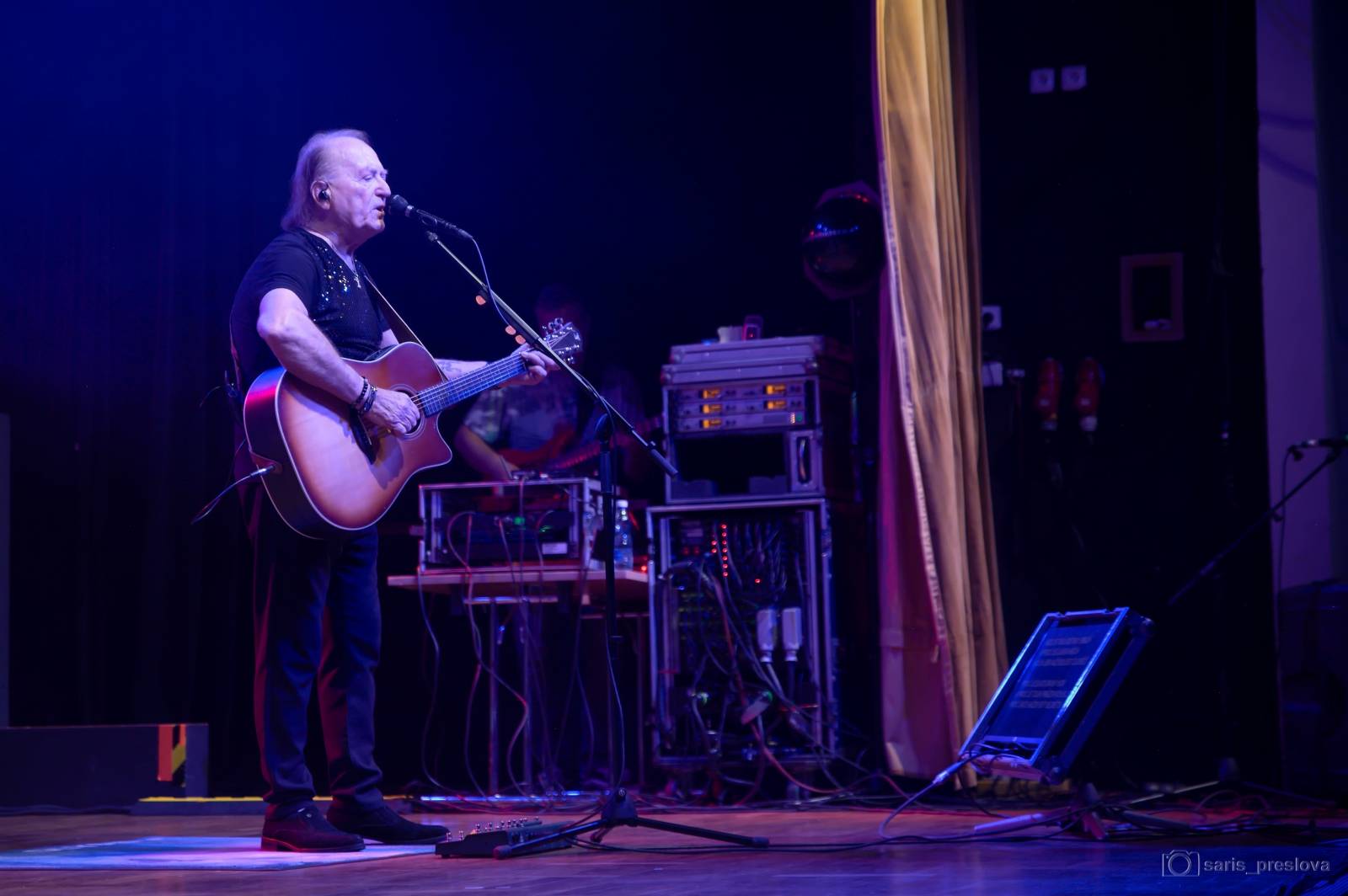 Vlak, co nikdy nestaví. Olympic dorazil do plzeňské Šeříkovky