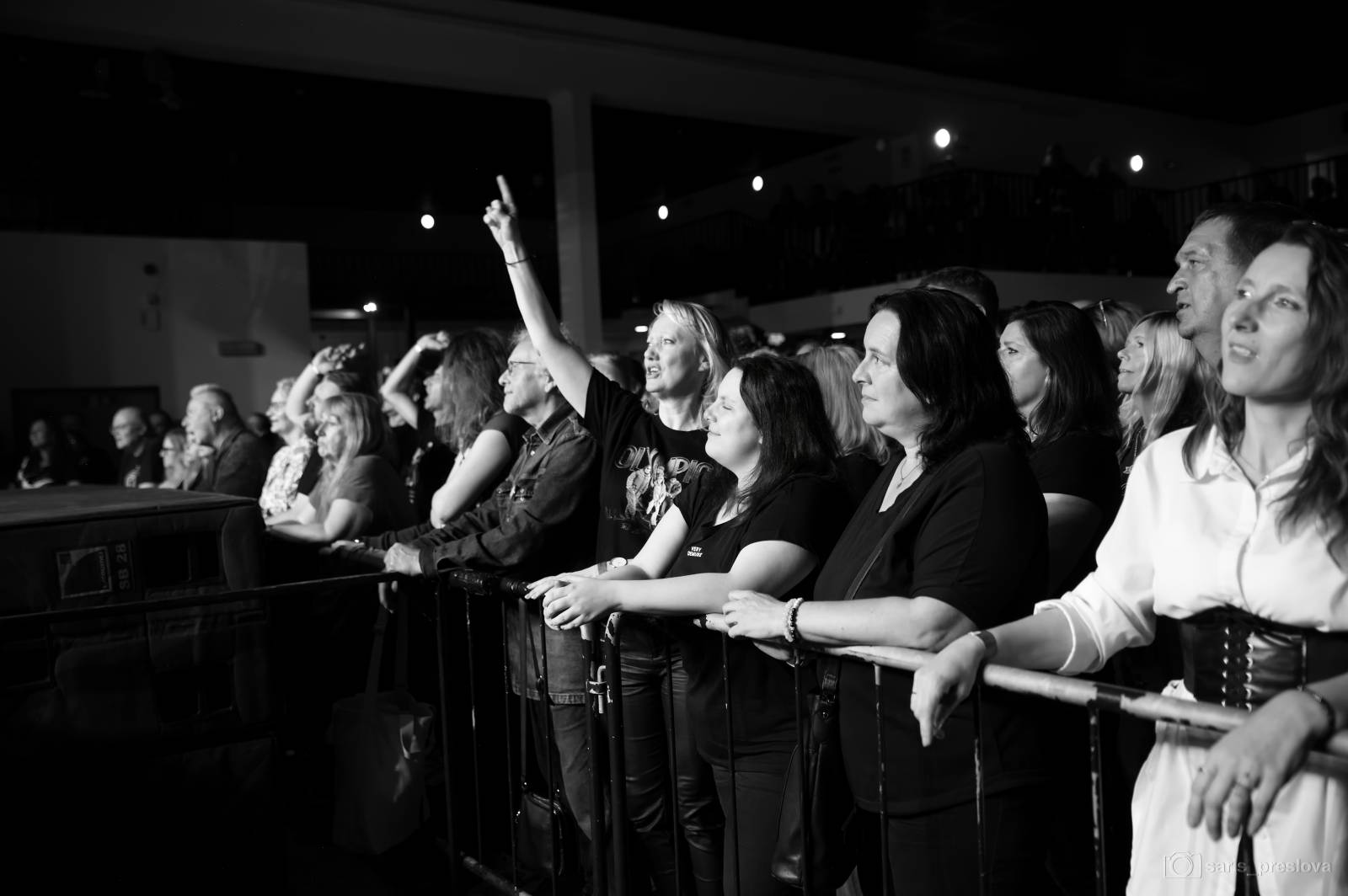 Vlak, co nikdy nestaví. Olympic dorazil do plzeňské Šeříkovky