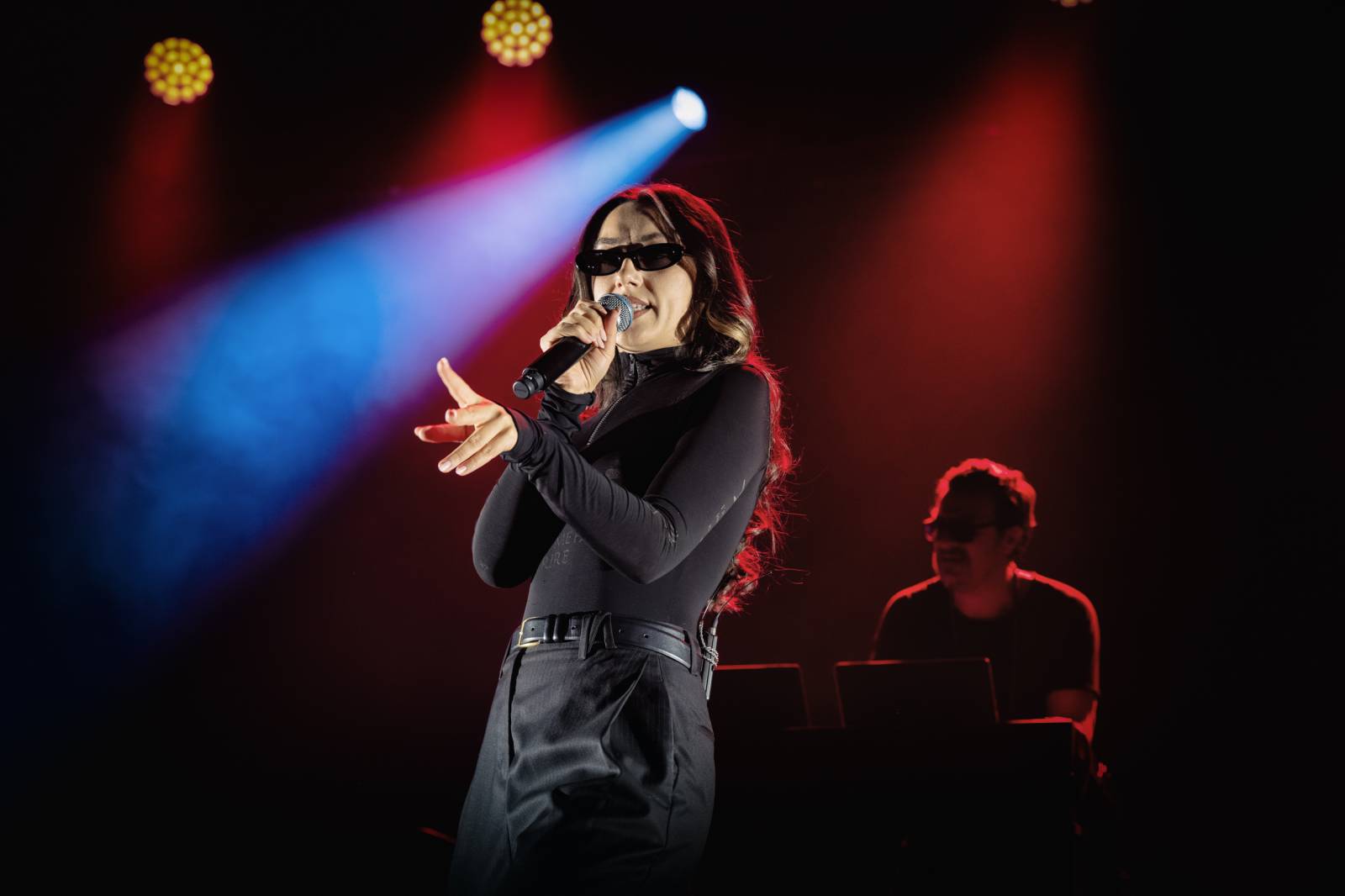 Parov Stelar roztančil Forum Karlín, vyprodanou show otevřel DJ El Siciliano