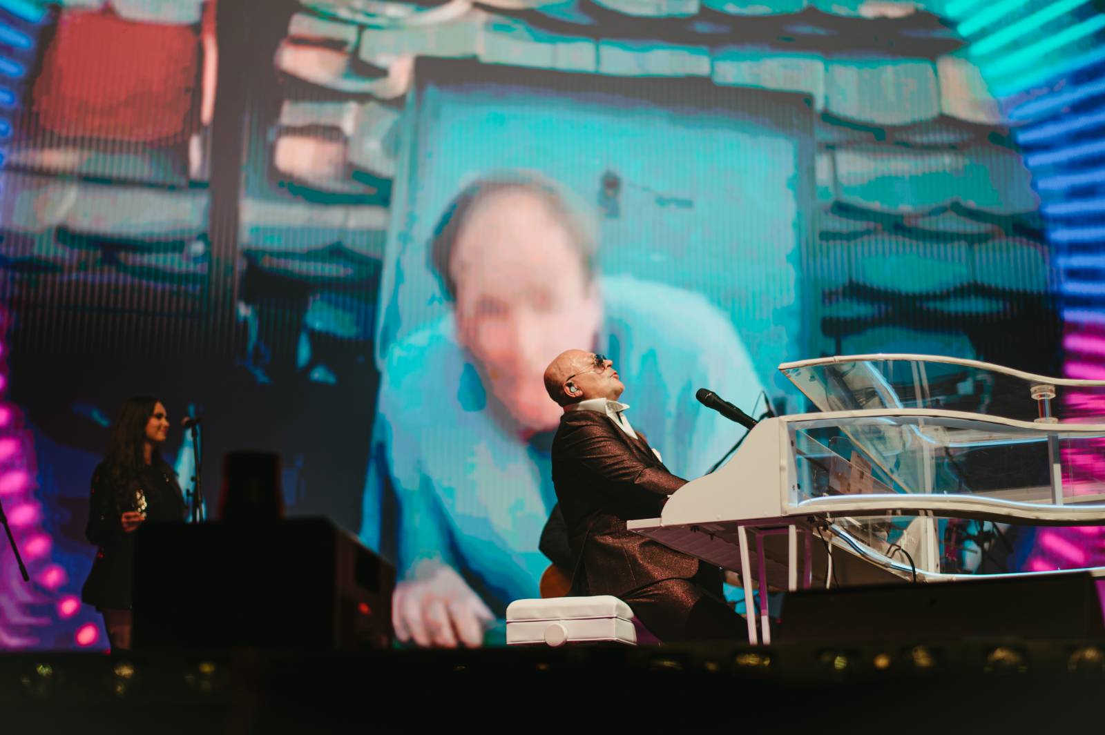 Český mejdan s Impulsem rozhýbal Prahu. Vystoupili Marek Ztracený, Marie Rottrová, Paľo Habera i Jelen