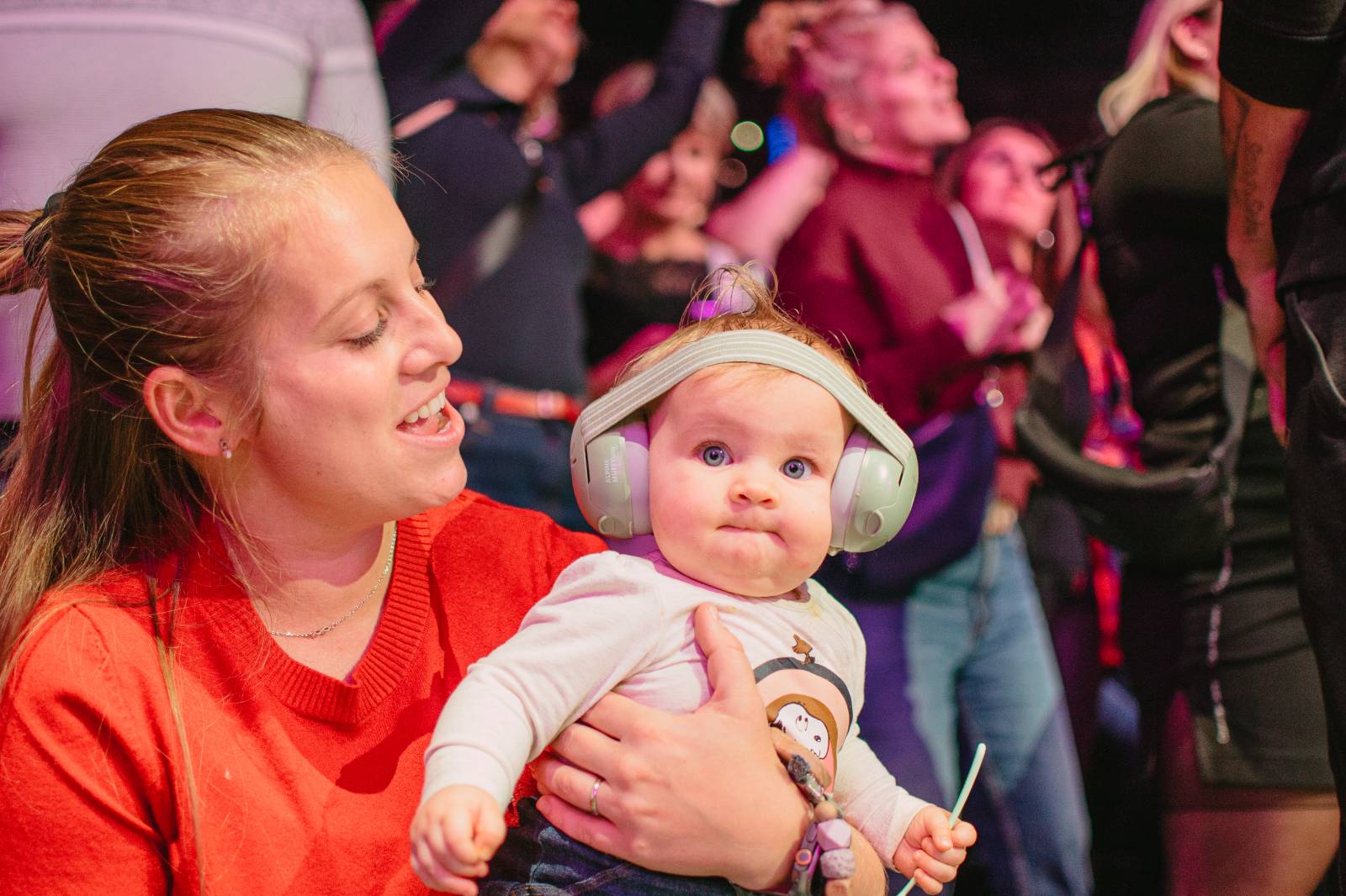 Český mejdan s Impulsem rozhýbal Prahu. Vystoupili Marek Ztracený, Marie Rottrová, Paľo Habera i Jelen