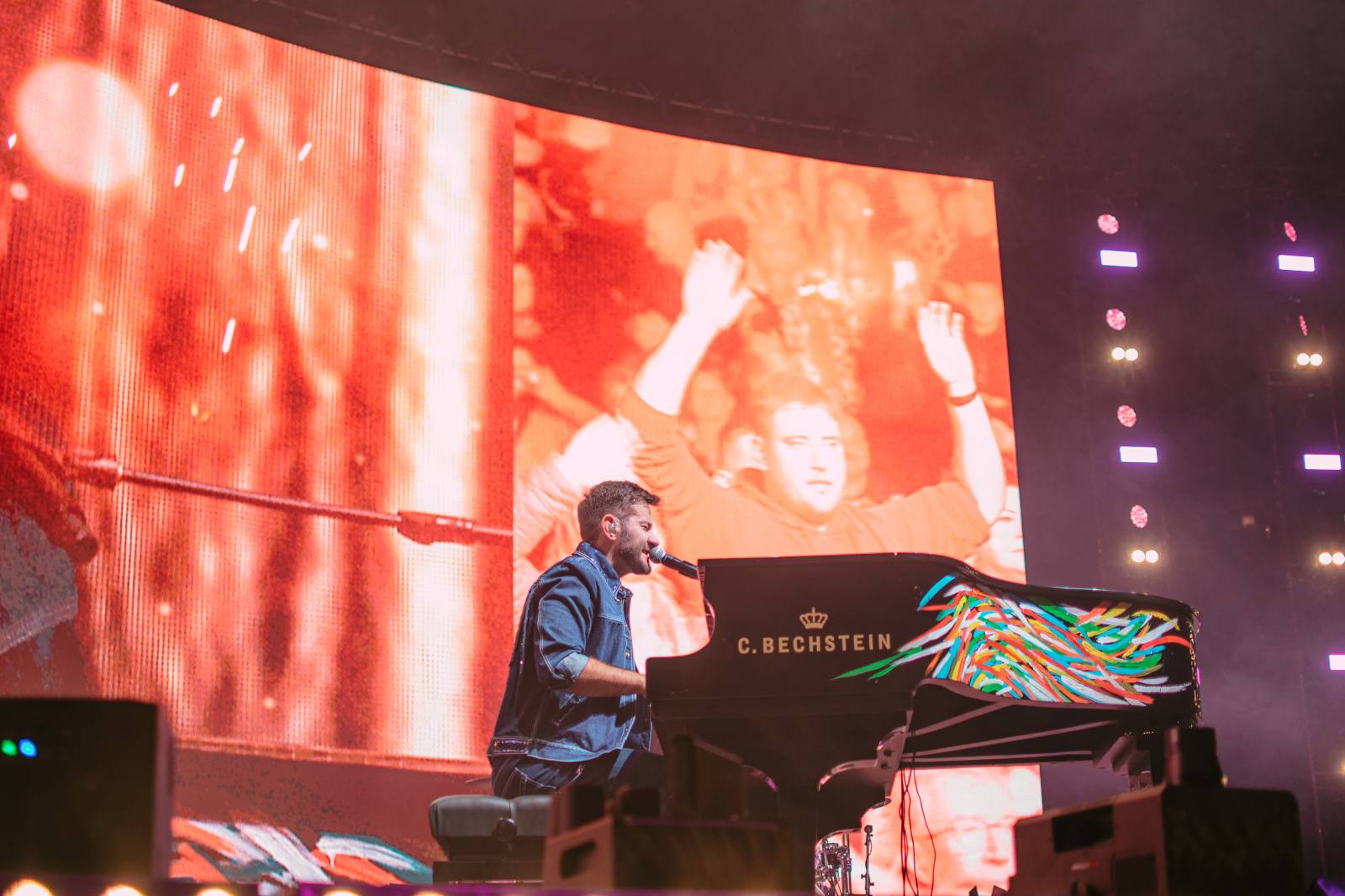 Český mejdan s Impulsem rozhýbal Prahu. Vystoupili Marek Ztracený, Marie Rottrová, Paľo Habera i Jelen