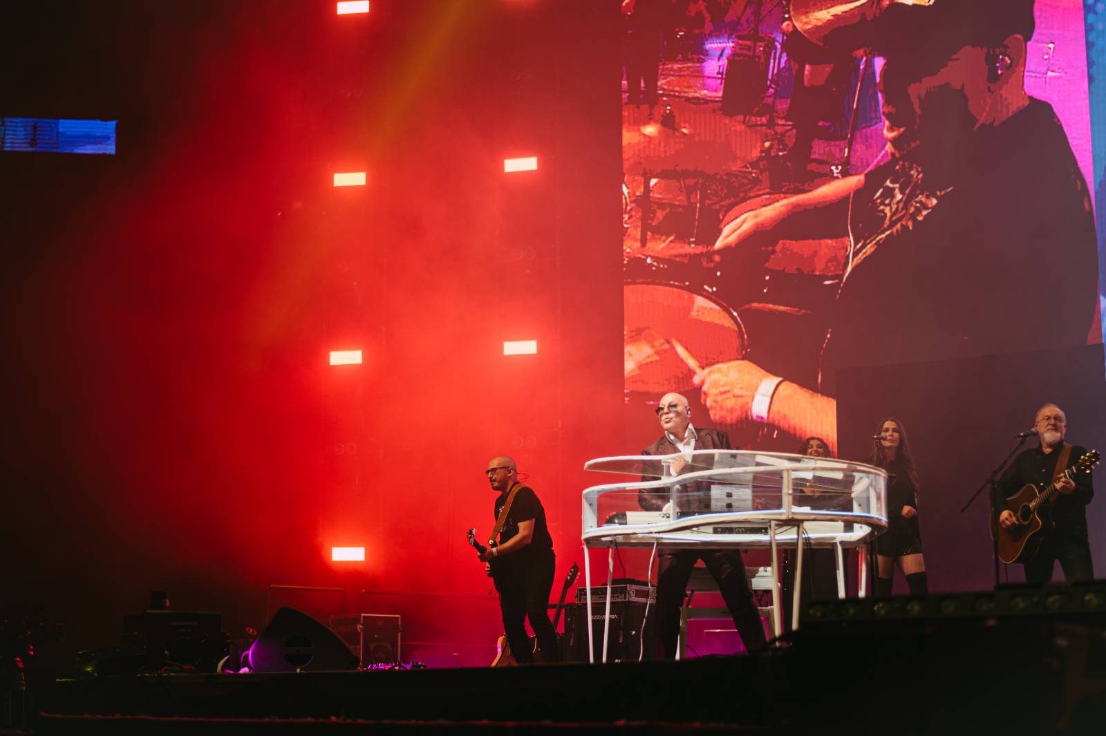 Český mejdan s Impulsem rozhýbal Prahu. Vystoupili Marek Ztracený, Marie Rottrová, Paľo Habera i Jelen