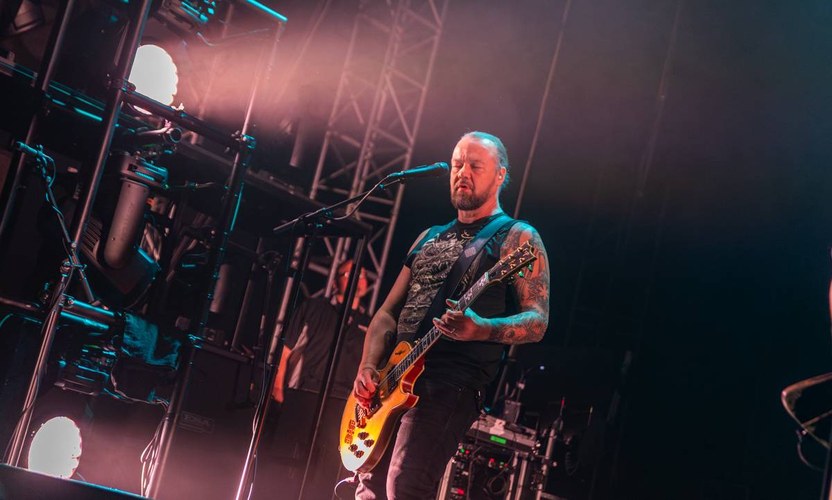  Arch Enemy, Eluveitie, Amorphis a Gatecreeper proměnili halu v pražských Holešovicích na metalové nebe