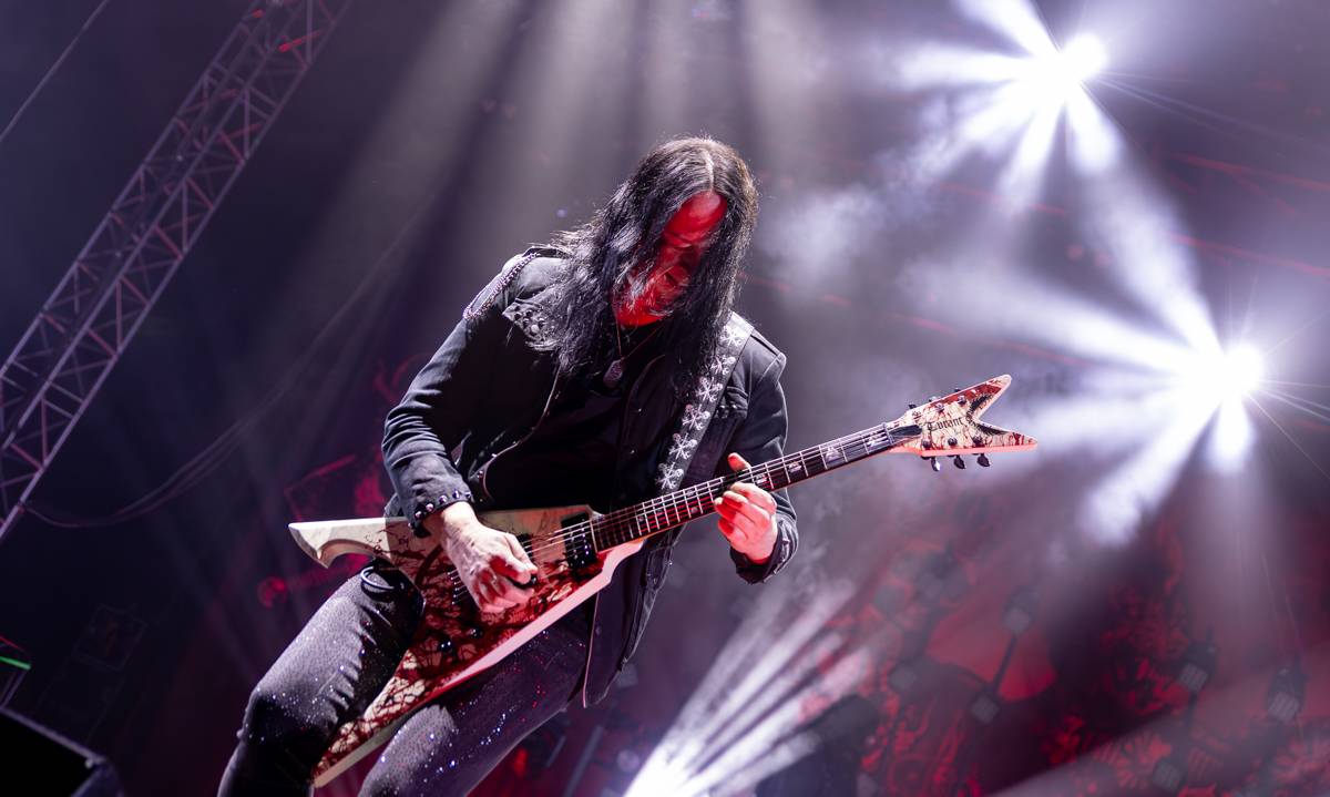  Arch Enemy, Eluveitie, Amorphis a Gatecreeper proměnili halu v pražských Holešovicích na metalové nebe