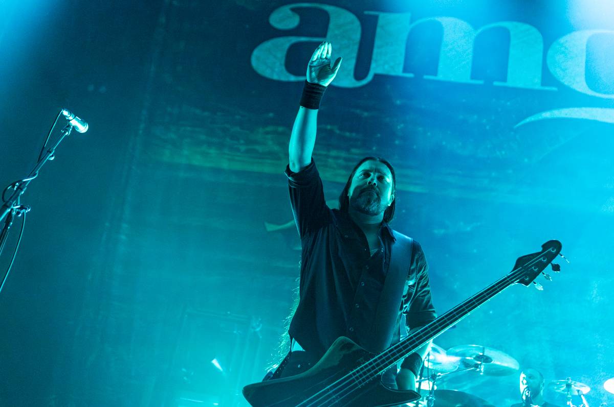  Arch Enemy, Eluveitie, Amorphis a Gatecreeper proměnili halu v pražských Holešovicích na metalové nebe