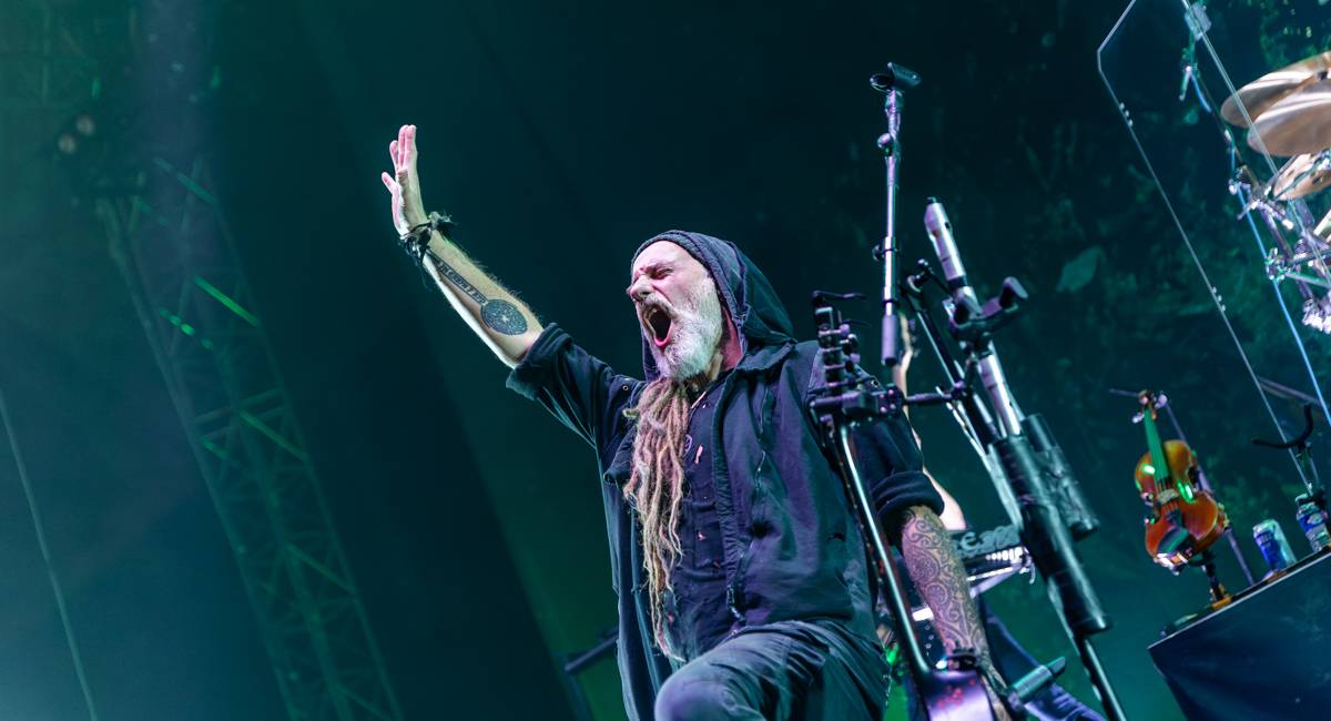 Arch Enemy, Eluveitie, Amorphis a Gatecreeper proměnili halu v pražských Holešovicích na metalové nebe