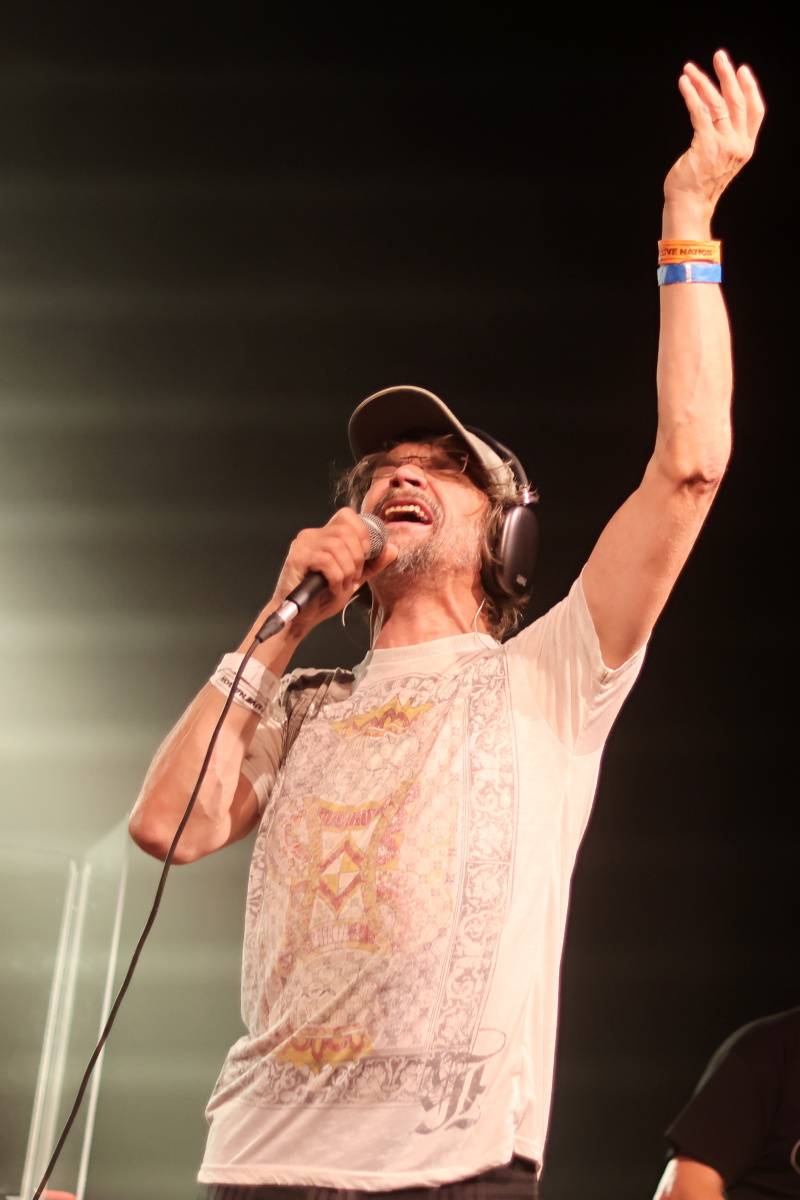 Žádný unplugged. Dan Bárta s Alicí dorazili do Brna v plné parádě