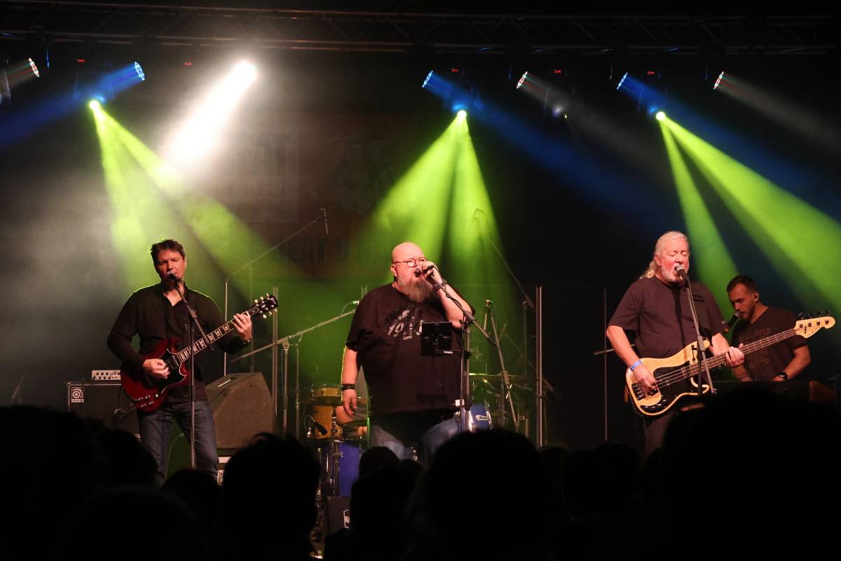 Žádný unplugged. Dan Bárta s Alicí dorazili do Brna v plné parádě