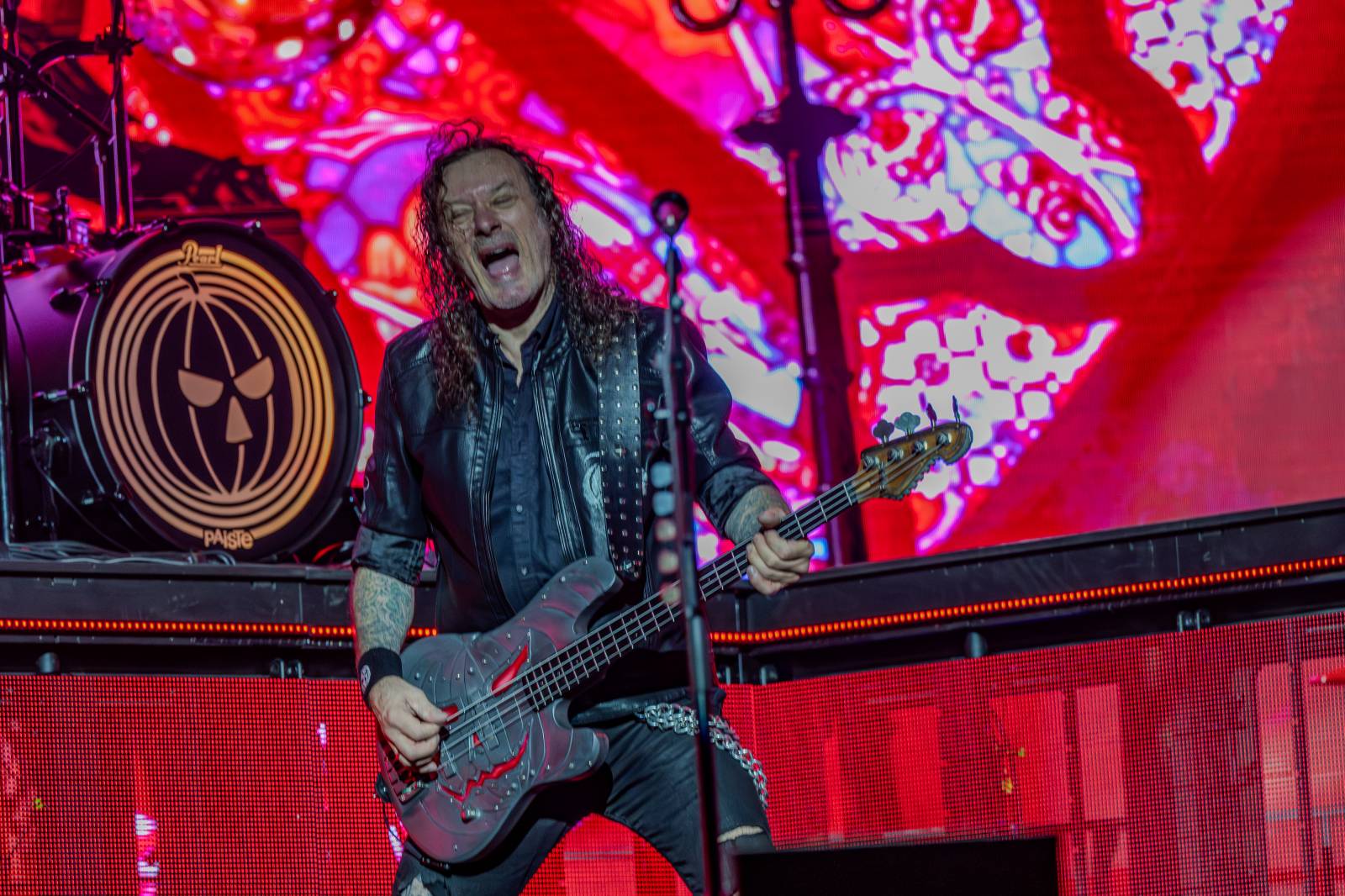 Metalové zemětřesení v Praze. Helloween oslavili ve vyprodané O2 areně čtyřicet let na scéně