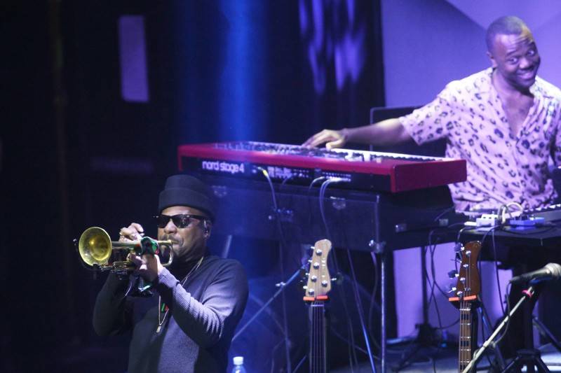 Legendární baskytarista Marcus Miller se představil na festivalu JazzFestBrno, zavzpomínal na Milese Davise