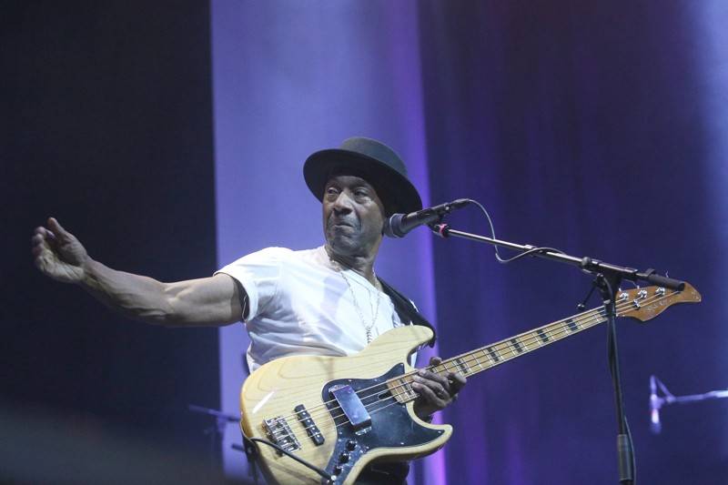Legendární baskytarista Marcus Miller se představil na festivalu JazzFestBrno, zavzpomínal na Milese Davise