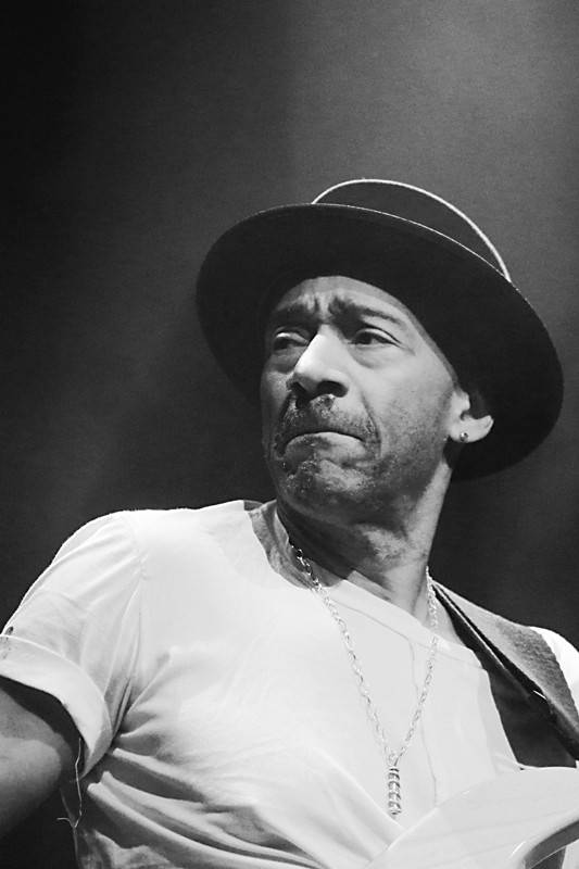 Legendární baskytarista Marcus Miller se představil na festivalu JazzFestBrno, zavzpomínal na Milese Davise