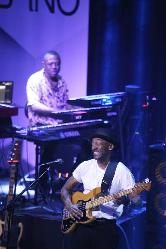 Legendární baskytarista Marcus Miller se představil na festivalu JazzFestBrno, zavzpomínal na Milese Davise
