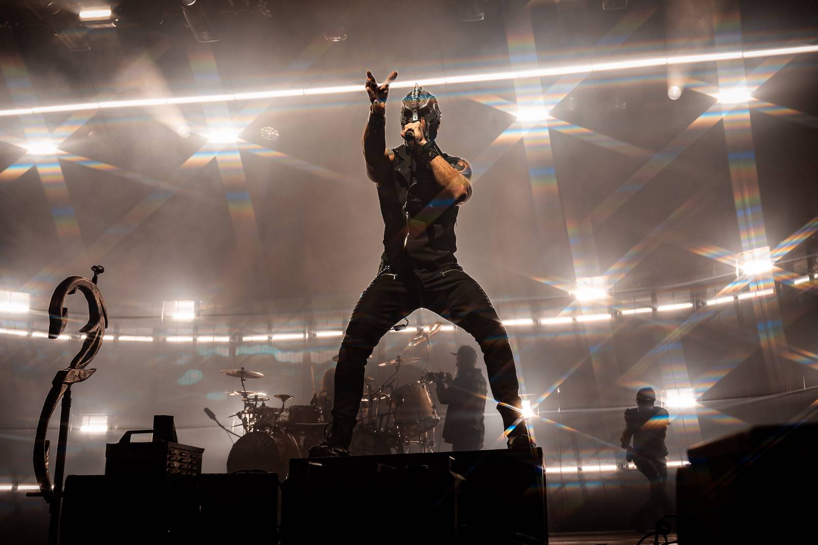 Dymytry vyrazili na podzimní turné. Jejich ohňová show ve Foru Karlín brala dech