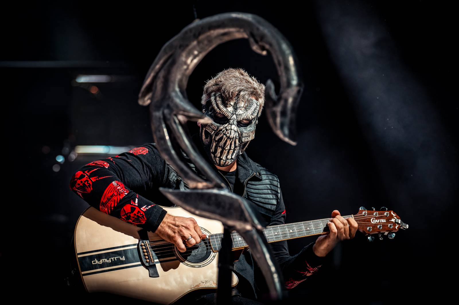 Dymytry vyrazili na podzimní turné. Jejich ohňová show ve Foru Karlín brala dech