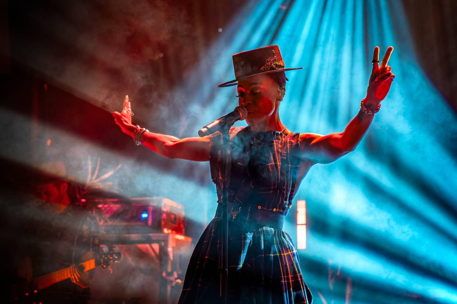 Morcheeba speciální efekty nepotřebuje. Fanoušky v SaSaZu hypnotizovala svým hlasem 