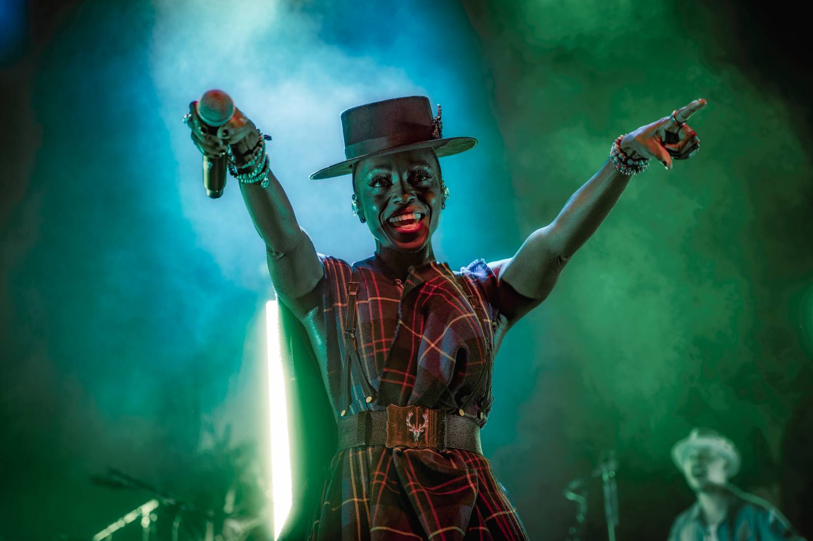 Morcheeba speciální efekty nepotřebuje. Fanoušky v SaSaZu hypnotizovala svým hlasem 