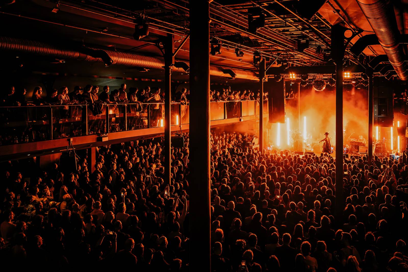 Morcheeba speciální efekty nepotřebuje. Fanoušky v SaSaZu hypnotizovala svým hlasem 