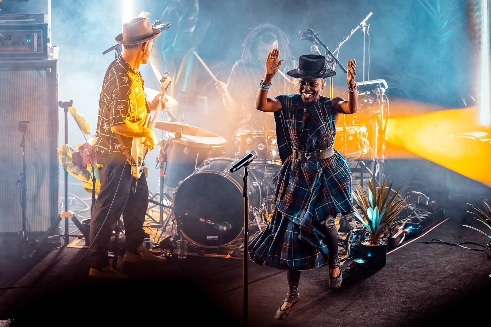 Morcheeba speciální efekty nepotřebuje. Fanoušky v SaSaZu hypnotizovala svým hlasem 