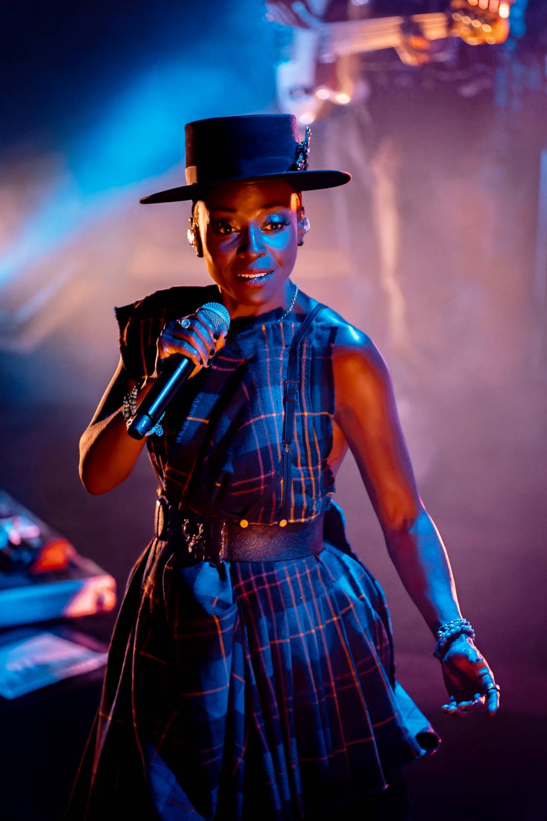 Morcheeba speciální efekty nepotřebuje. Fanoušky v SaSaZu hypnotizovala svým hlasem 