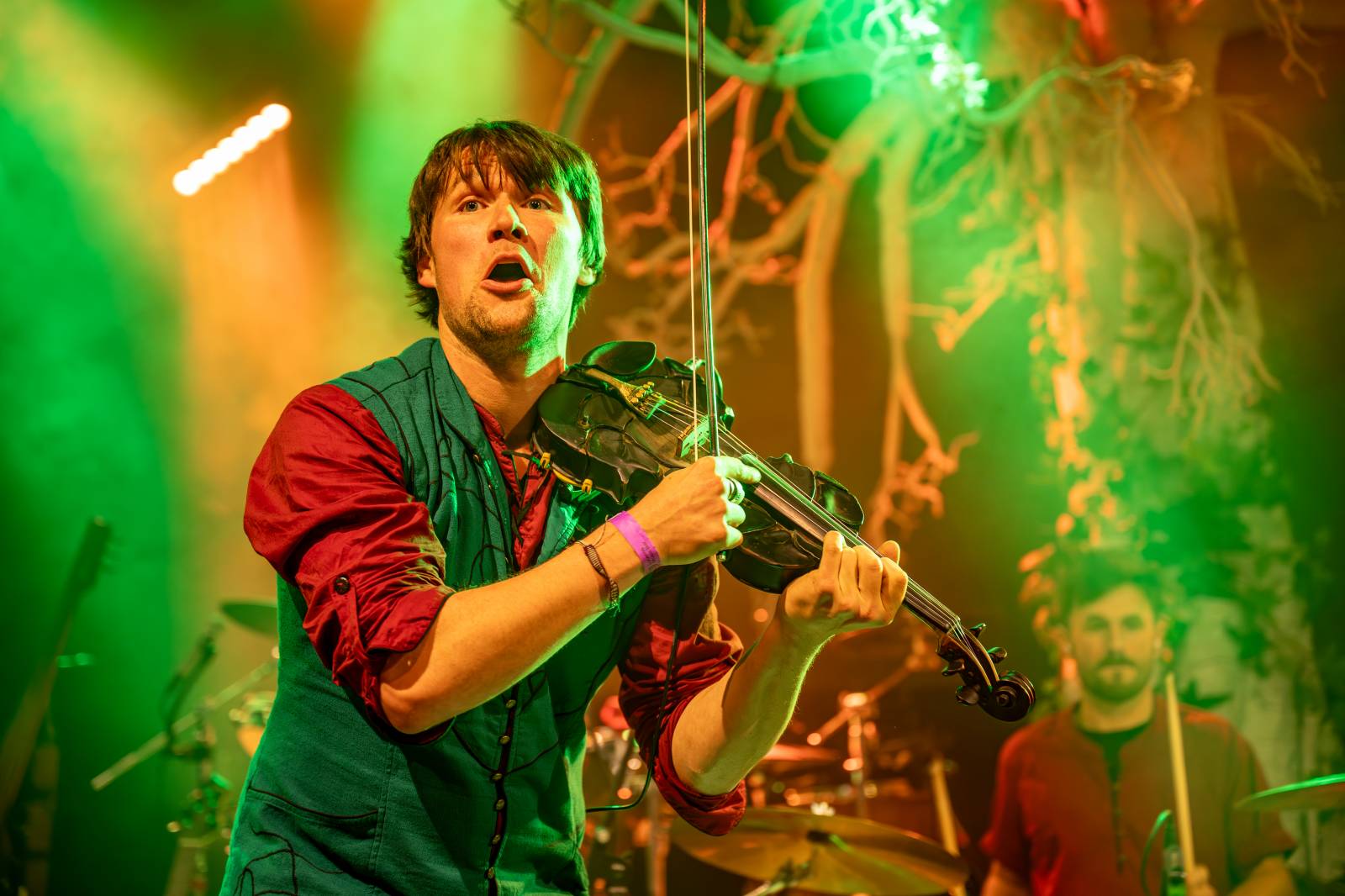 Pohanskou mytologií inspirovaní Deloraine dorazili do Prahy. Jejich hostem byli The Trouble Notes