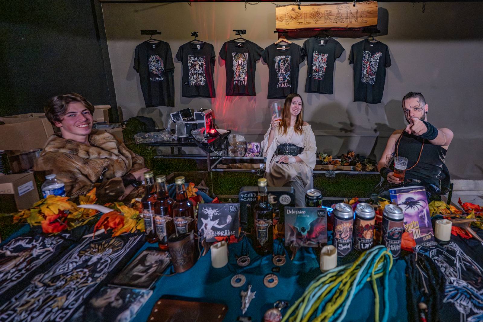 Pohanskou mytologií inspirovaní Deloraine dorazili do Prahy. Jejich hostem byli The Trouble Notes