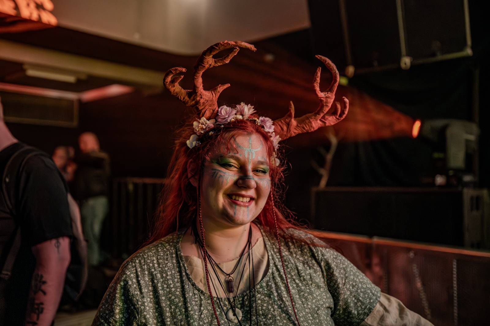 Pohanskou mytologií inspirovaní Deloraine dorazili do Prahy. Jejich hostem byli The Trouble Notes