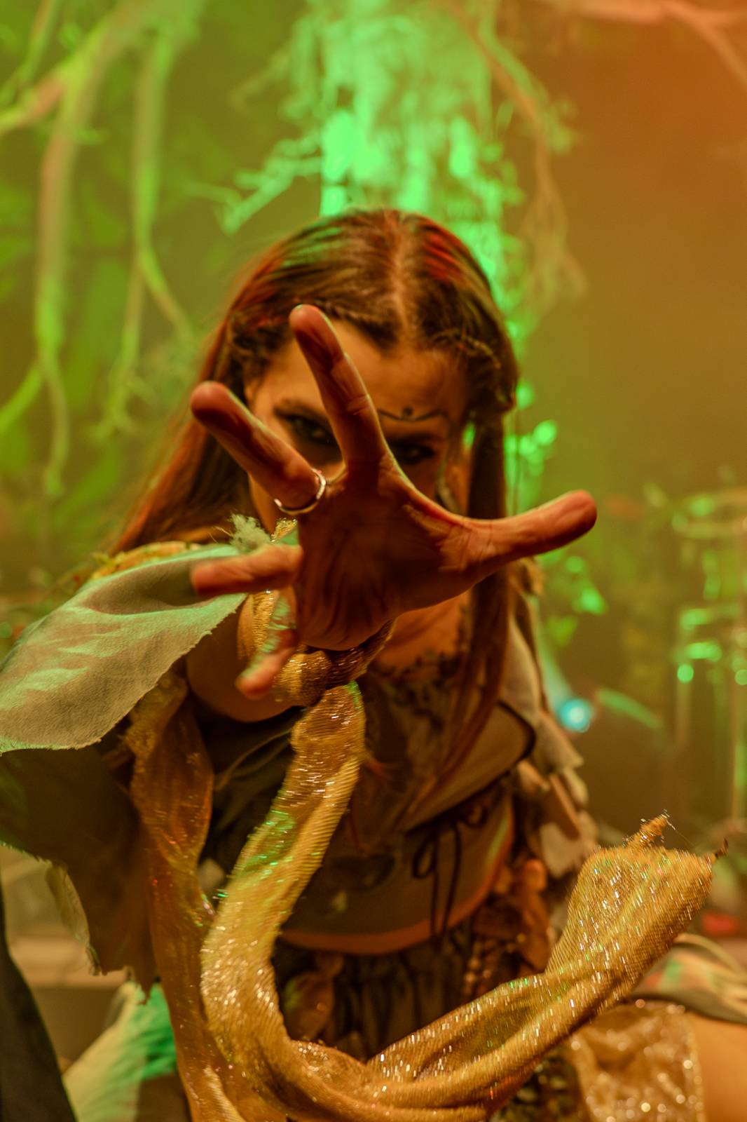 Pohanskou mytologií inspirovaní Deloraine dorazili do Prahy. Jejich hostem byli The Trouble Notes